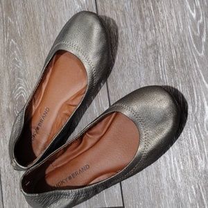 Lucky Brand bronze leather ballet flats. Size 7